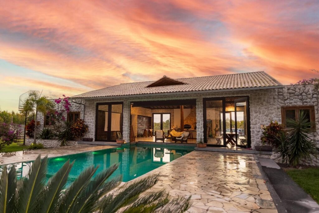Sunset dreams made real 🌅✨ — experience the magic of golden hour on your African holiday escape. 🌍💛